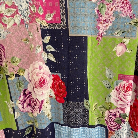 JOHNNY WAS Rose Patch Swing Tee: Size XS/Small in Excellent Pre-Loved Condition - Picture 7 of 10